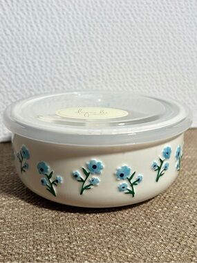 Ceramic Bowl with Venting Lid - Blue & Navy Floral Motif Textured Flower Design